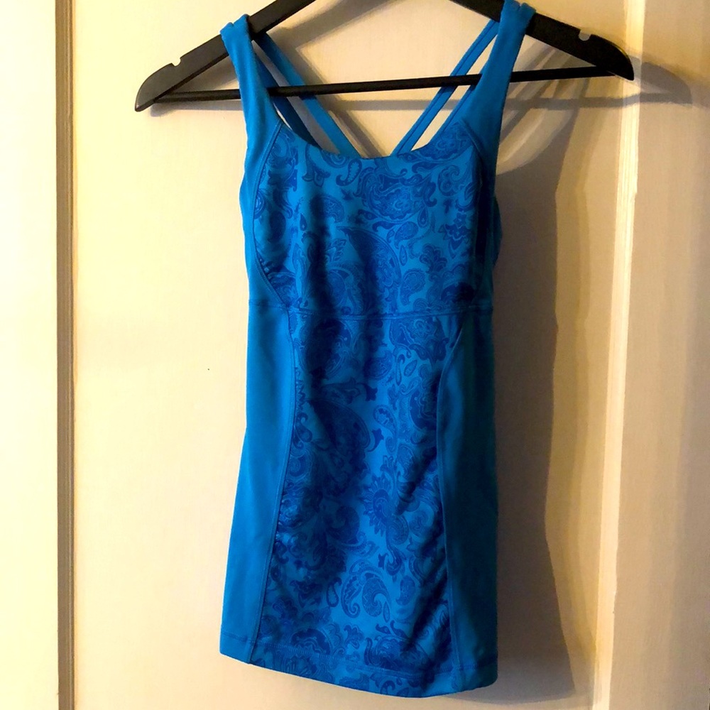 RARE Lululemon Energy Tank in blue paisley
